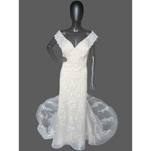 NWOT Ivory/Champagne Lace Off Shoulder/Portrait Collar Wedding Gown - Mori Lee